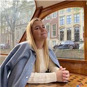 Italian Translation Specialist: Korrekturlesen, Übersetzen, Content